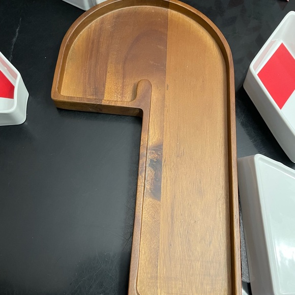 THE CELLAR Holiday Candy Cane Divided Server - Picture 4 of 6